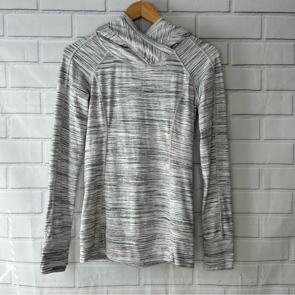 Lululemon Think Fast Hoodie size 4 - Picture 2 of 8